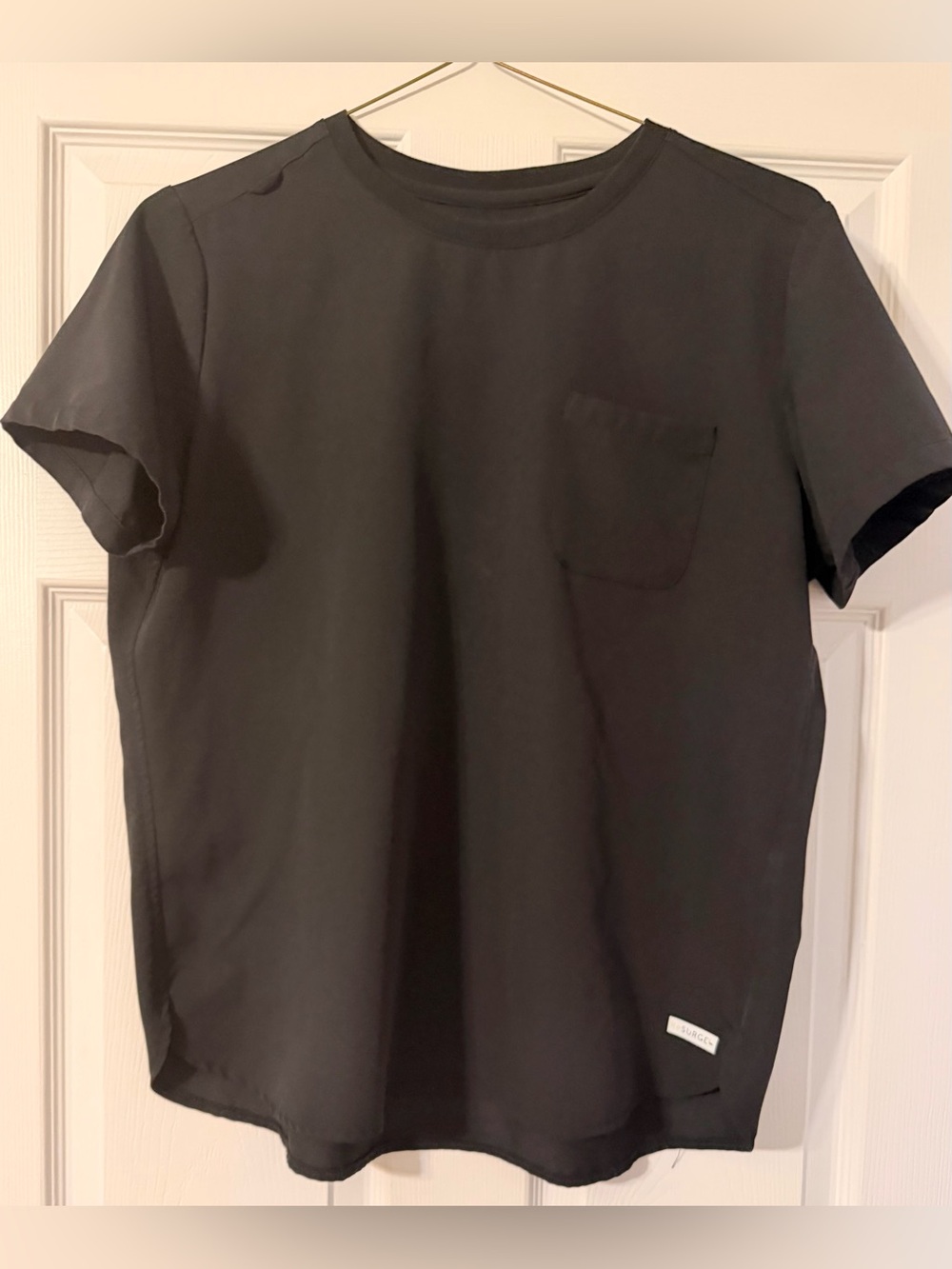 Resurge Scrub Top and high waisted Wide Leg Pants in Black - Like new